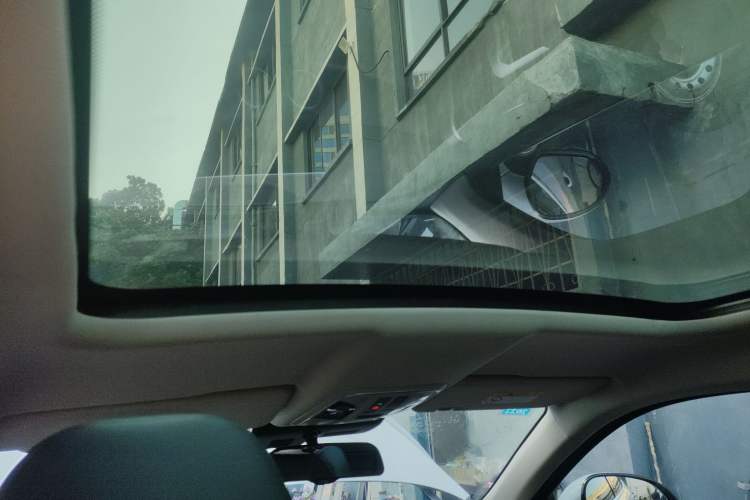 Used Wey VV5 2021 1.5T Two-Wheel Drive Smart Pioneer
