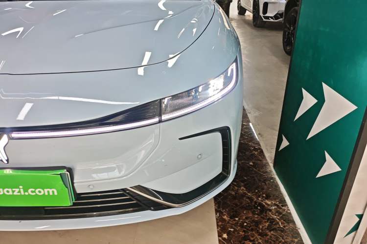 Used VOYAH PASSION 2023 Four-Wheel Drive Flagship Edition Left Front Headlight