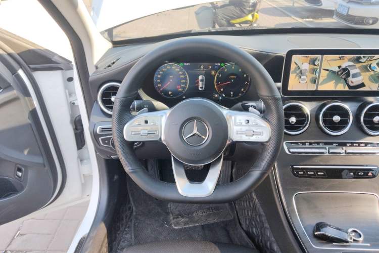 Used Mercedes-Benz C-Class 2020 C 200 L Fashion Edition Sport Version Steering Wheel