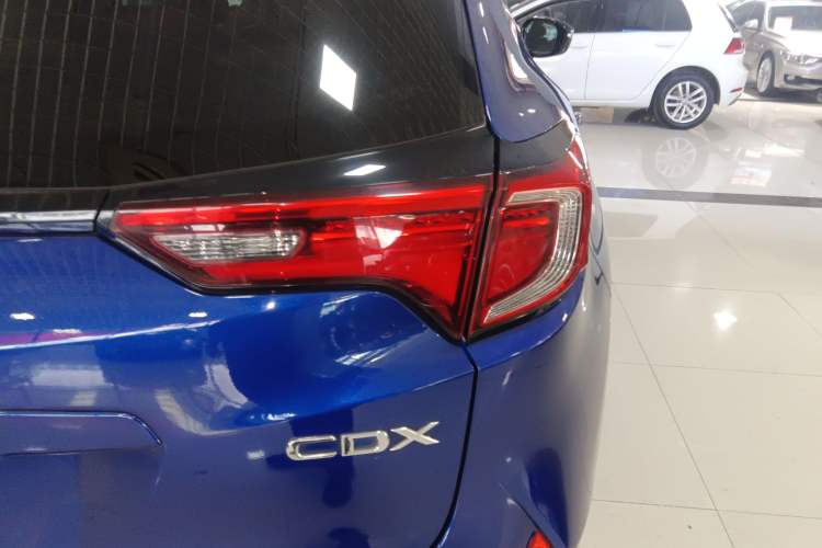 Used Acura CDX 2016 1.5T Two-Wheel Drive Deluxe Edition
