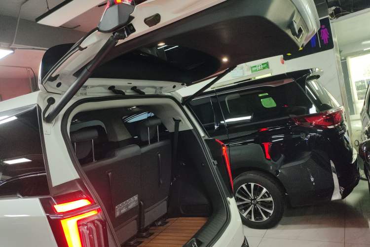 Used GAC Trumpchi M8 2024 Master Series 400T Prestige Edition