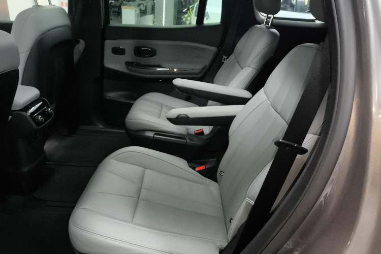 Used Nio ES8 2020 415 km Range 6-Seater Version
