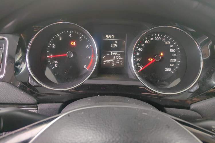 Used Volkswagen Sagitar 2015 1.6L Manual Comfort Model