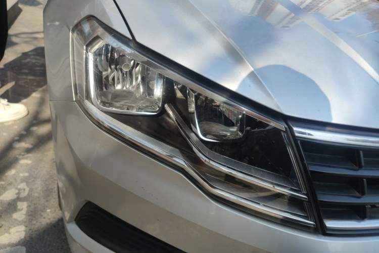 Used Volkswagen Jetta 2017 1.5L Manual Fashion Edition
