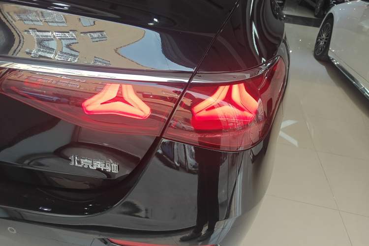 Used Mercedes-Benz E-Class 2025 Facelift E 300 L Luxury Edition