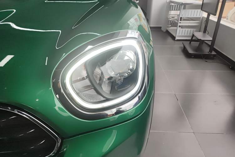 Used MINI Countryman 2019 1.5T COOPER Artist Weekend Travel Edition Left Front Headlight