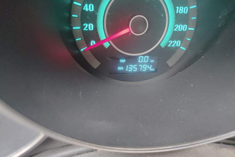 Used CHANGAN Eado 2012 1.6L Manual Luxury Model China IV Standard
