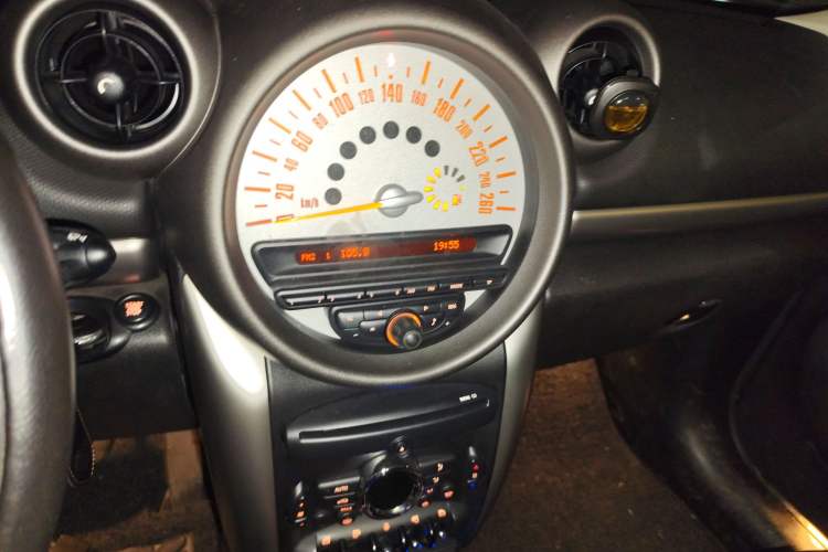 Used MINI Countryman 2011 1.6L COOPER Fun
