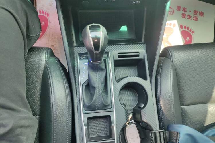 Used Hyundai Tucson 2015 1.6T Dual-Clutch Two-Wheel-Drive Smart Model Gear Lever