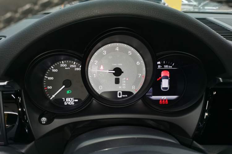 Used Porsche Macan 2022 Macan S 2.9T