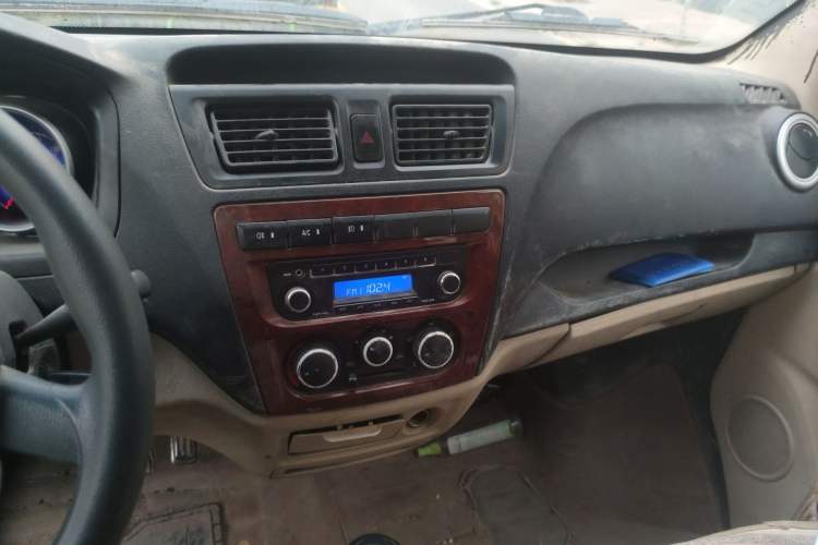 Used CHANGAN KAICHENG Ruixing M80 2014 1.5L Comfort Model 4G15S Audio And AC Panel