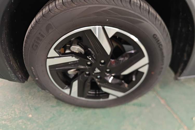 Used NETA X 2024 500 Prestige Edition Exterior 4