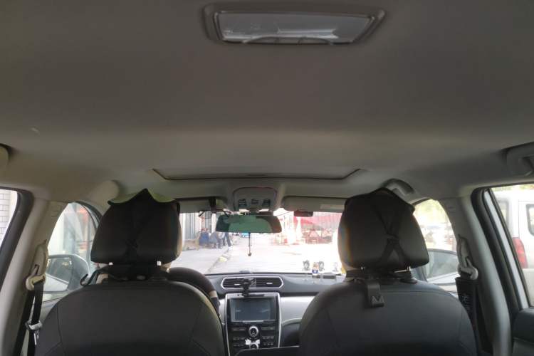 Used Haval H2 2017 Red-Label 1.5T Automatic Two-Wheel Drive Luxury Model Headliner