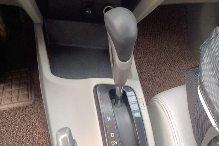 Used Honda Civic 2013 10th Anniversary 1.8L Automatic Comfort Version Gear Lever