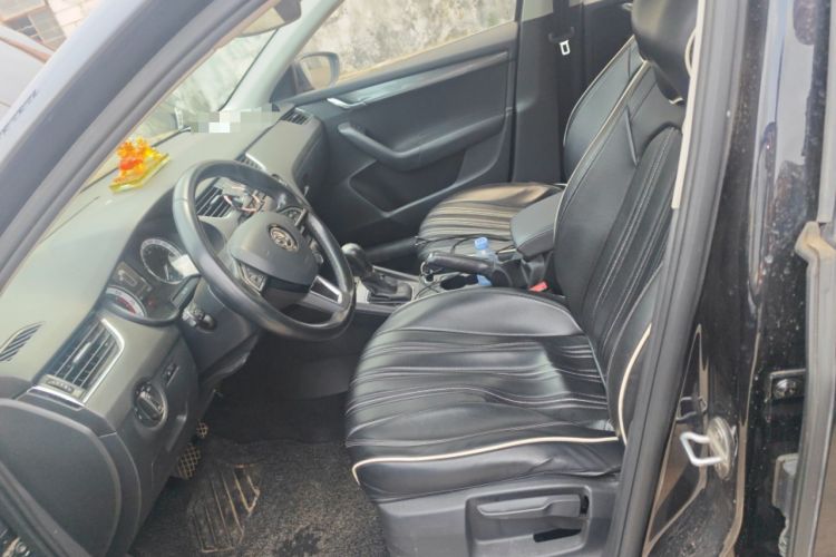 Used Skoda Octavia 2018 Station Wagon TSI230 DSG Luxury Edition Left Front Seat