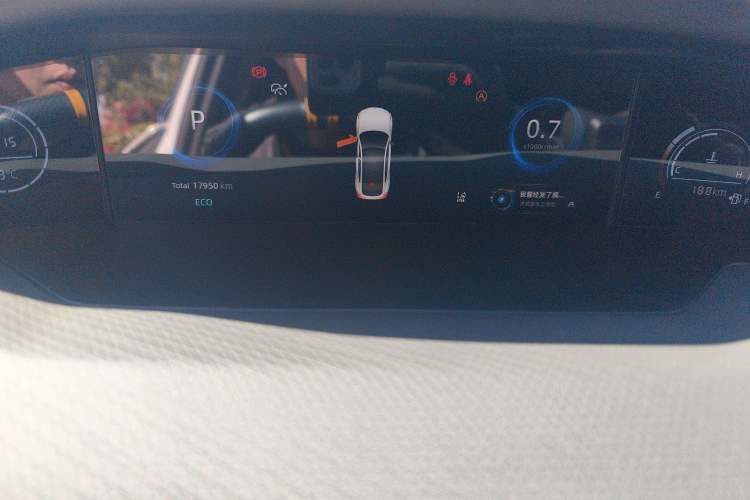 Used CHANGAN UNI-V 2023 1.5T Prestige Model