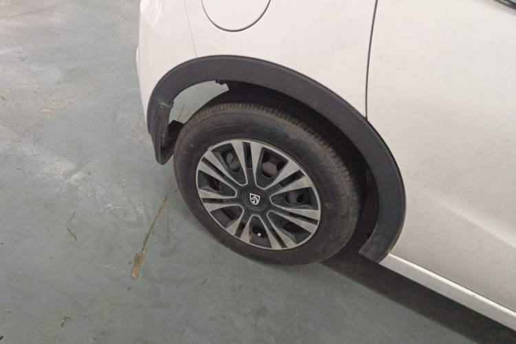 Used Baojun 310 2016 1.2L manual Comfort trim level
