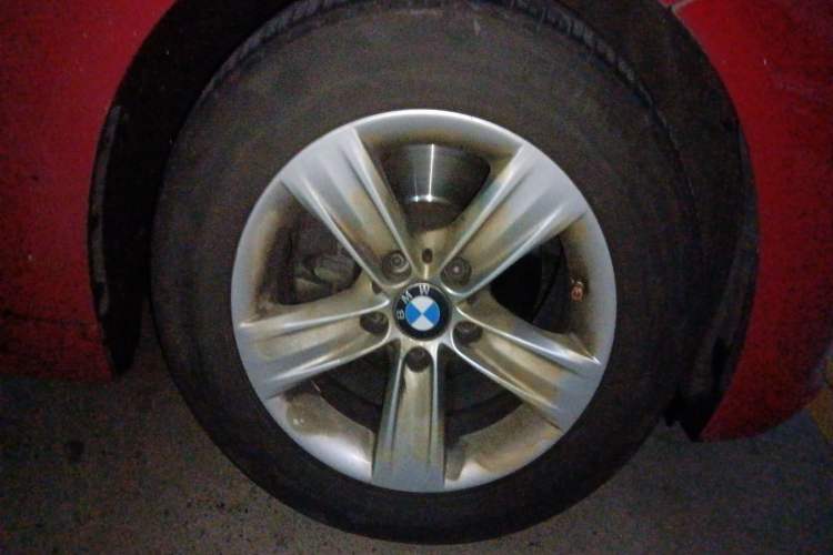 Used BMW 3 Series 2015 320i Active Edition
