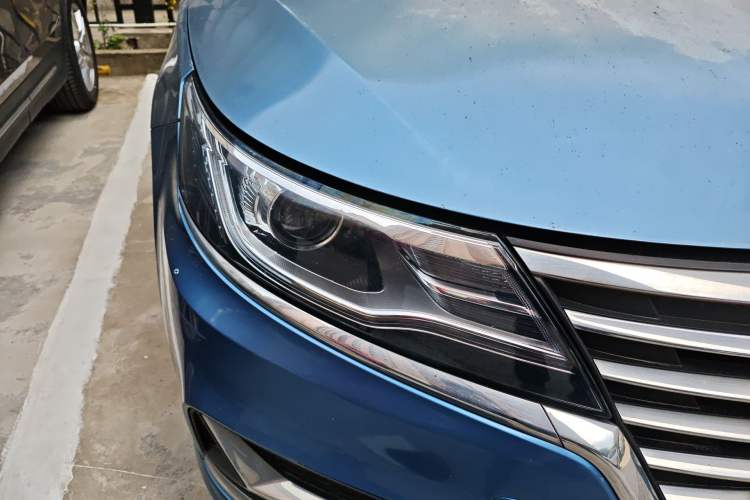 Used Roewe i6 New Energy 2017 45T Hybrid Connect & Smart Enjoyment Edition Right Front Headlight