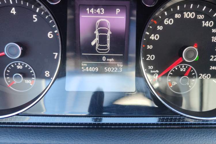 Used Volkswagen Magotan 2016 1.8TSI Luxury Comfort Model