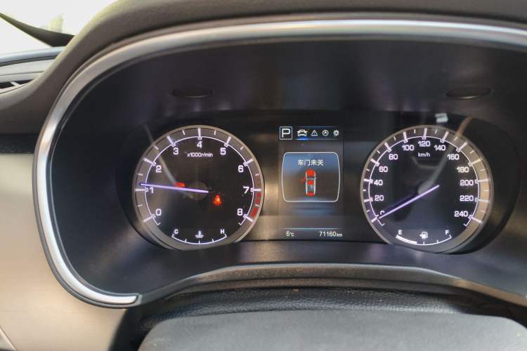 Used CHANGAN Raeton CC 2018 1.5T Automatic Haoya Model Guangmang Edition China V Standard
