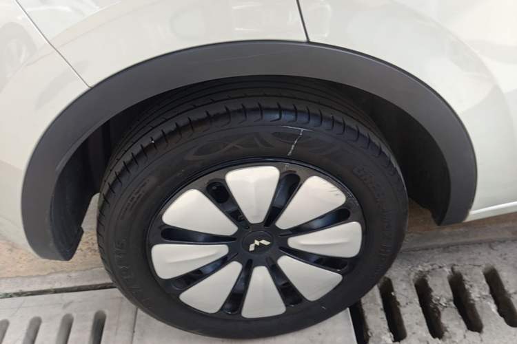 Used Wuling Bingo 2023 333 km Lingxi Connected+ Version
