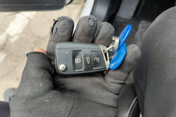 Used Volkswagen Touran 2016 Volkswagen Touran L 280TSI DSG Luxury Edition
