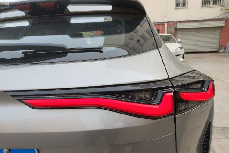 Used Oshan Z6 2022 Blue Whale 1.5T DCT Luxury Model