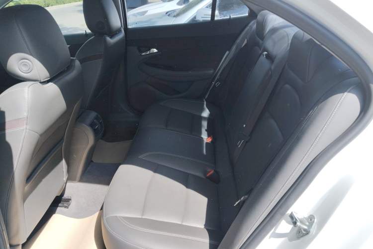 Used Chevrolet Malibu 2016 2.4L Automatic Luxury Edition