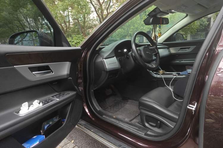 Used Jaguar XFL 2018 XFL 2.0T 250 PS Luxury Edition