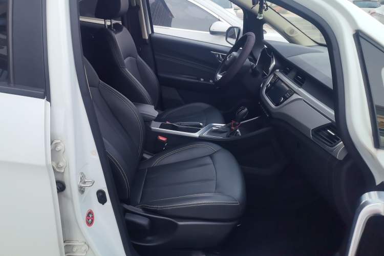 Used Geely Auto Vision X3 2019 Upgraded Model 1.5L CVT Prestige Version
