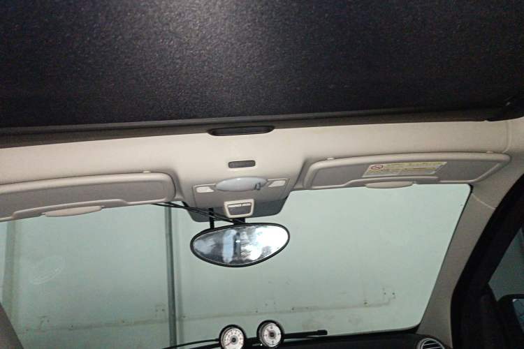 Used smart fortwo 2013 1.0T Hardtop Passion Edition Headliner