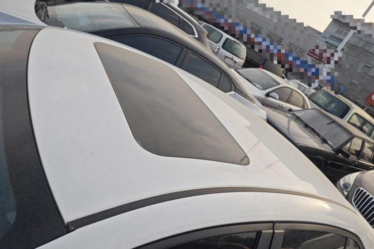 Used Nissan Sylphy 2023 Super Hybrid Electric Drive Ultra-Luxury Model Roof