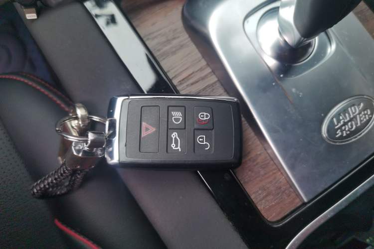 Used Land Rover Discovery Sport 2021 249 PS R-Dynamic S Performance Edition
