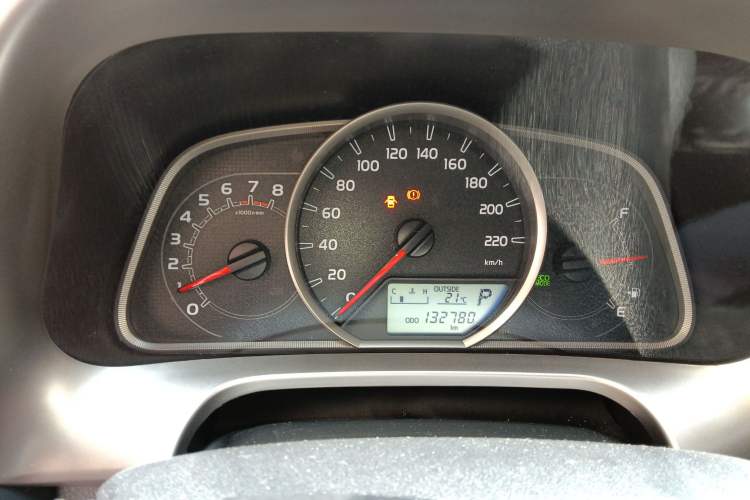 Used Toyota RAV4 2015 2.0L CVT Two-Wheel Drive Fashion Edition