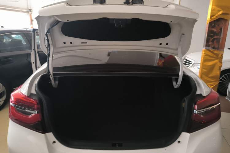 Used Toyota Vios 2021 1.5L CVT Innovation Edition Trunk