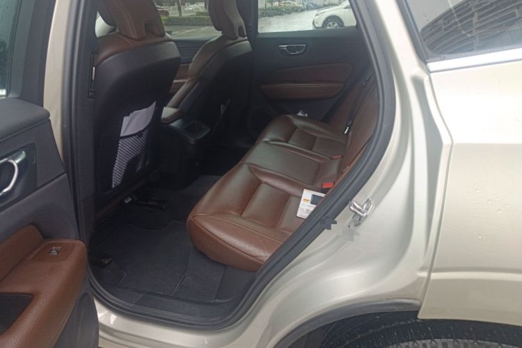 Used Volvo XC60 2020 T5 4x4 Zhiyi Luxury Edition
