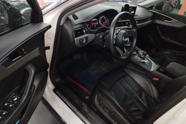 Used Audi A4L 2018 30th Anniversary Edition 40 TFSI Trendy Model Driver Seat