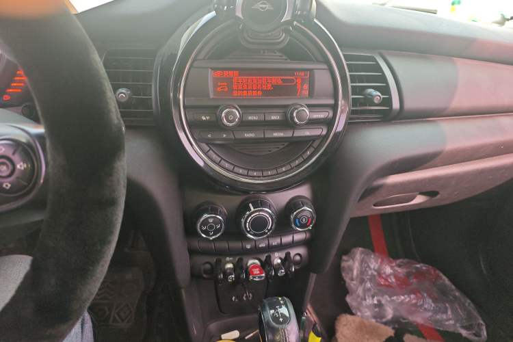 Used MINI MINI 2016 1.2T ONE Pioneer Edition