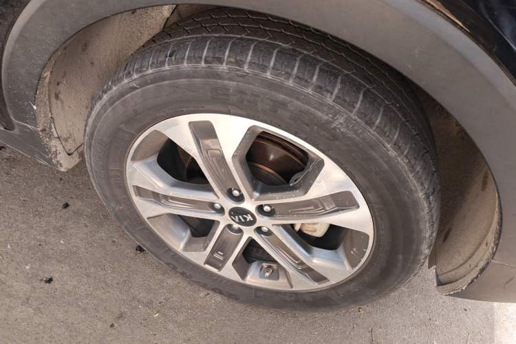 Used Kia Sportage R 2018 2.0L Automatic Smart Luxury Version China V Standard Right Front Wheel Hub