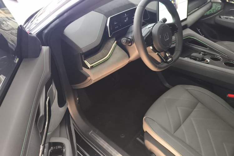 Used Zeekr 001 2023 WE Edition 100 kWh
