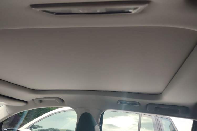 Used Lynk & Co 06 2020 1.5T Tech Pioneer Edition Headliner