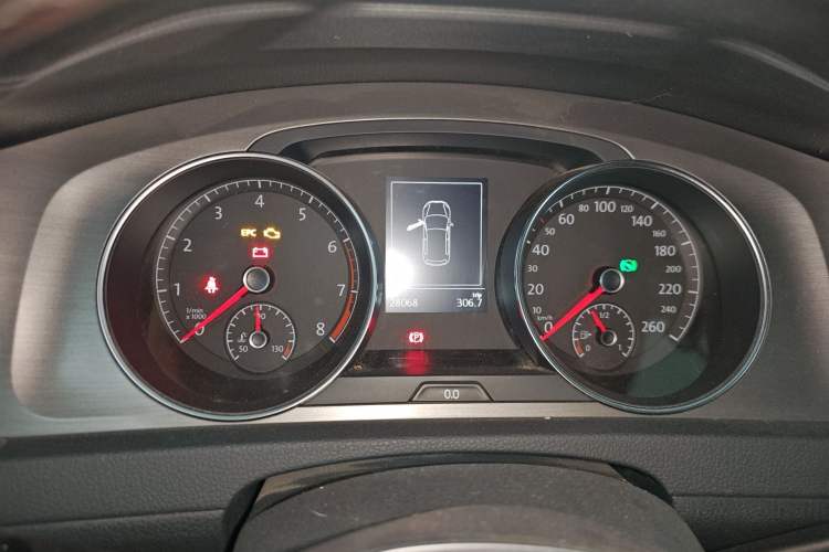 Used Volkswagen Golf 2016 1.6L Automatic Comfort Model Instrument Cluster