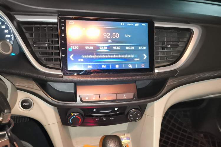 Used Buick GT 2015 15N Automatic Elite Version Audio And AC Panel