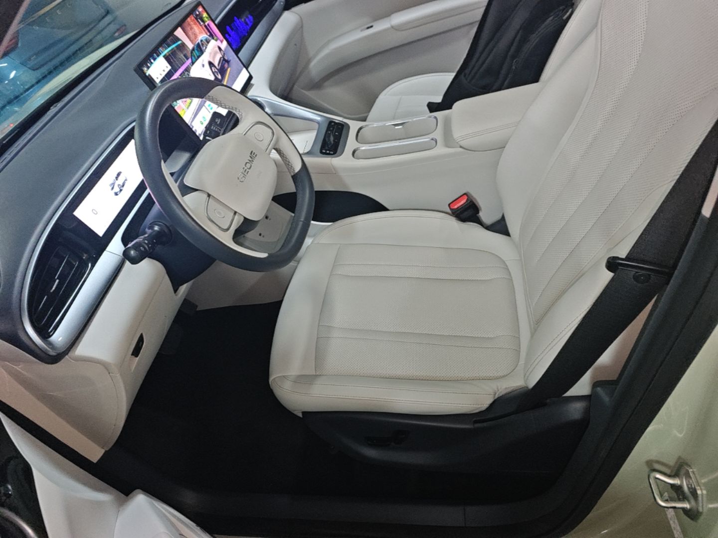 Geely Galaxy Geome 2025 UP 410km Exploration+ Edition — снимка 17