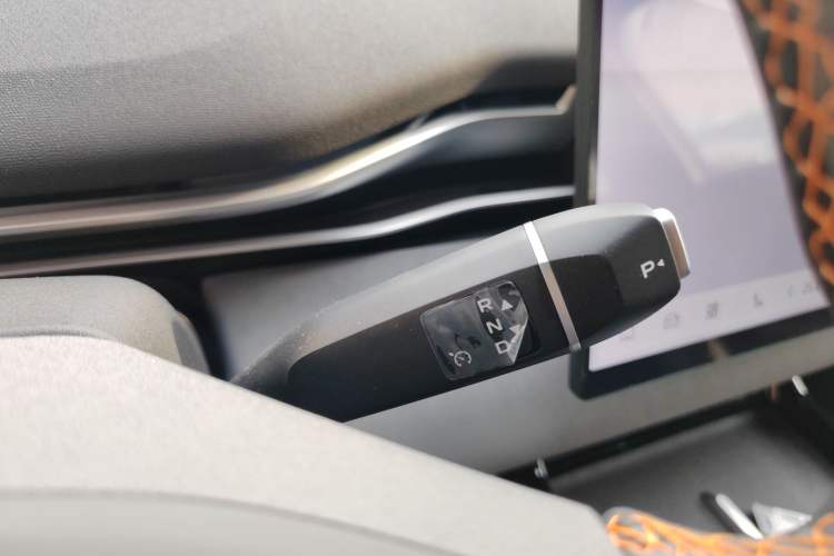 Used Deepal S05 2026 Model 520Max Pure Electric Edition Gear Lever