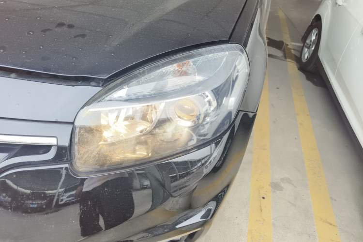 Used Renault Koleos 2014 Revised Version 2.0L Two-Wheel Drive Fashion Edition
