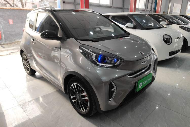 Used Chery QQ Little Ant 2022 Sweet Pink Edition Half-Sugar Version 3-Cell Lithium 30kW 408km Front Right 45 Deg