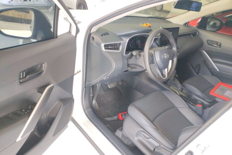 Used Toyota FRONTLANDER 2024 2.0L CVT Elite Edition
