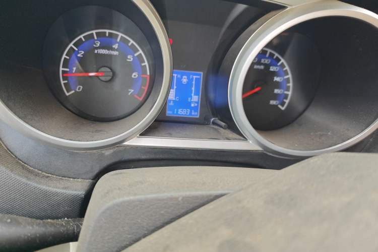 Used CHANGAN KAICHENG Ounuo S 2012 1.5L Elite Version
